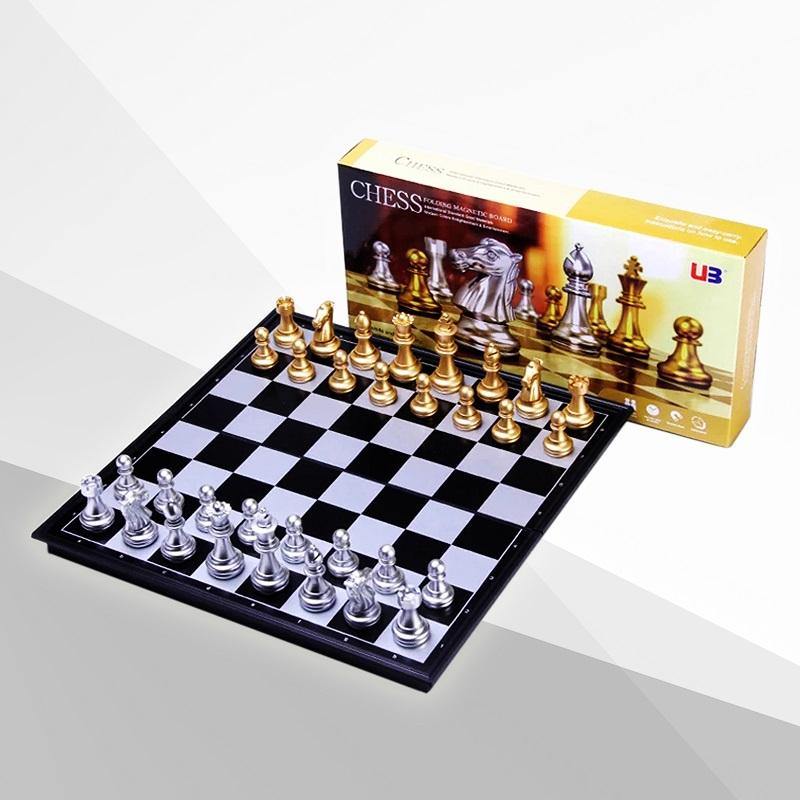 Medieval Portable Chess Set - The BIG Boy Shop